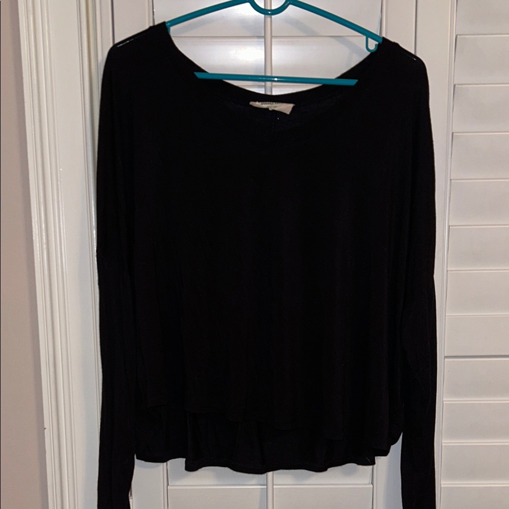 Women's Black Long Sleeve Top